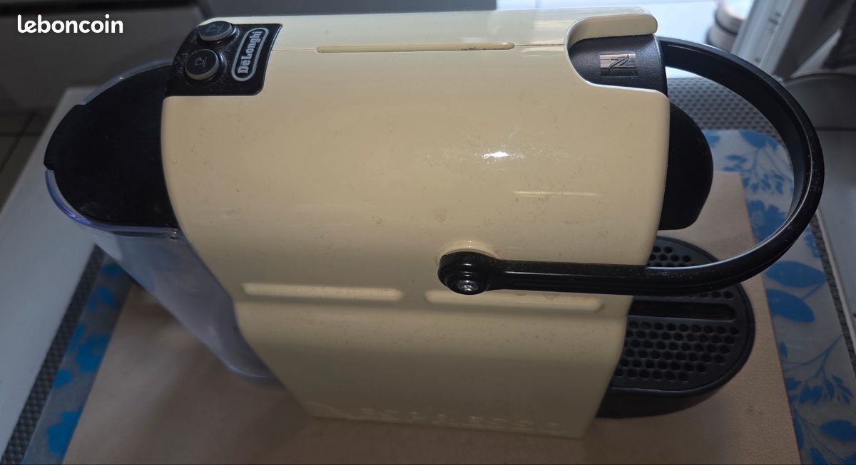 Cafetière nespresso Électroménager