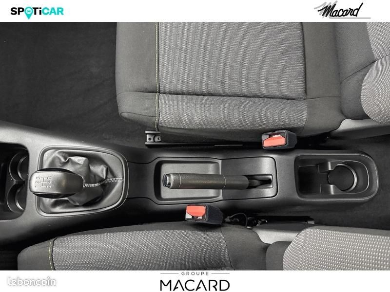 Citroen C3 1.2 PureTech 83ch S&S Feel Pack (image 32)
