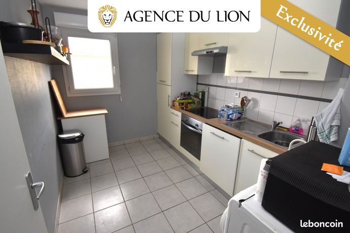 https://img.leboncoin.fr/api/v1/lbcpb1/images/2c/de/cf/2cdecfc6acd2805c2c42d4d6b27e52444f4242f6.jpg?rule=ad-image