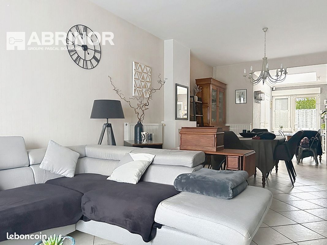 Maison 5 pièces 140 m² · à Baisieux · 140 m² · 349 000 €