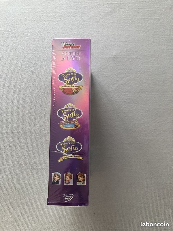 Coffret 3 DVD Princesse Sofia neuf (image 2)