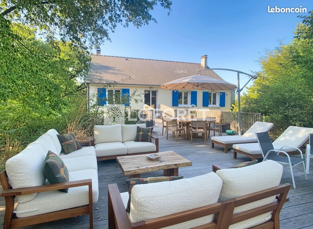 Maison 8 pièces 195 m² · à Bovel · 195 m² · 309 620 €