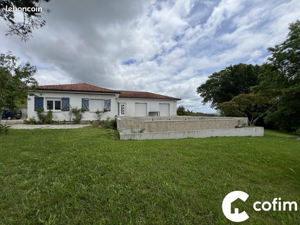 Maison 7 pièces 210 m²