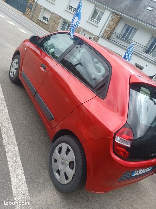 Renault twingo III (image 2)
