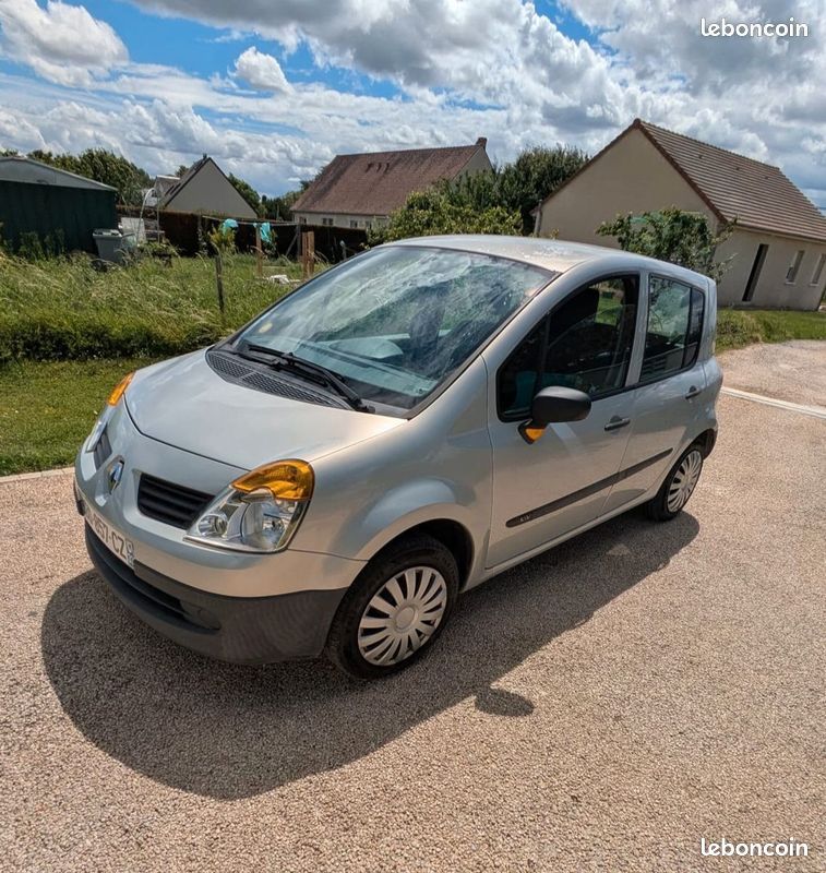 Renault Modus Essence (image 1)