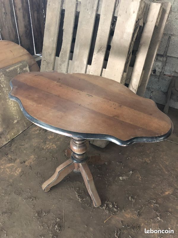 Table en bois (image 2)