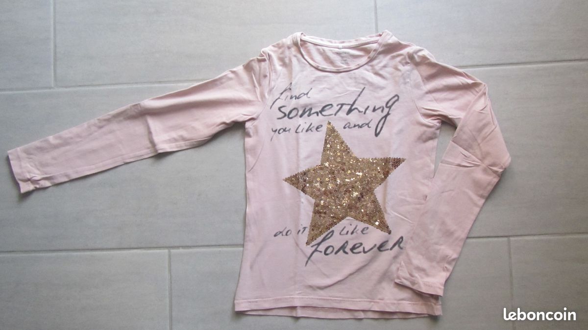 T shirt pailleté rose - France