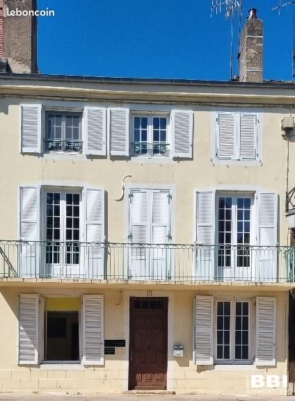 Maison 8 pièces 190 m² · à Louhans · 190 m² · 250 000 €