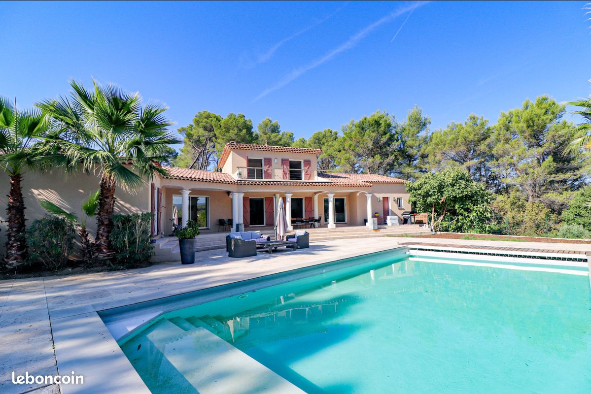 Maison 8 pièces 285 m² · à Draguignan · 285 m² · 799 000 €