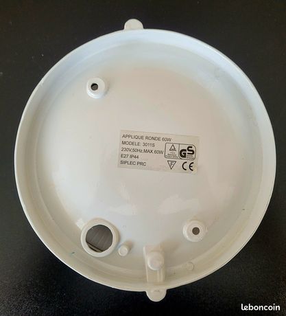 Plafonnier Métal Blanc - 1 Ampoule E27 60W, Hauteur 19cm, Diamètre 10cm, Neuf