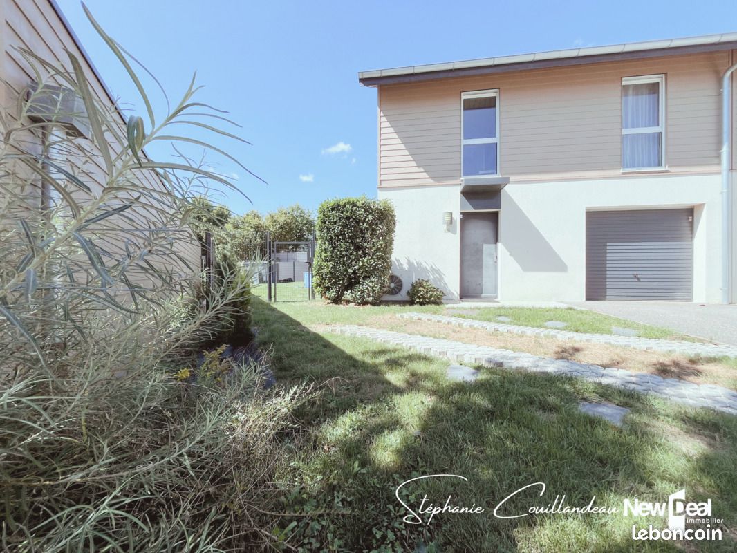 Maison 5 pièces 96 m² · à La Biolle · 96 m² · 379 000 €