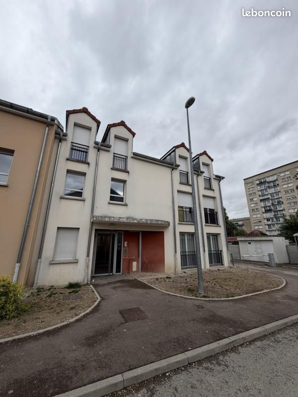 Appartement 4 pièces 80 m² · à Troyes · 80 m² · 758 €/mois