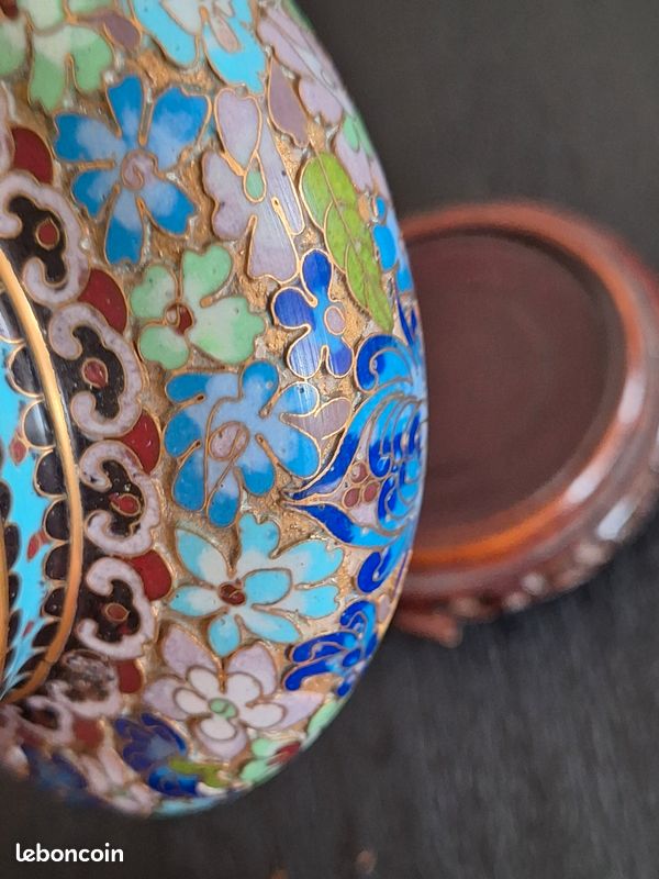 Boîte / Pot en émail cloisonné chinois avec socle (image 17)