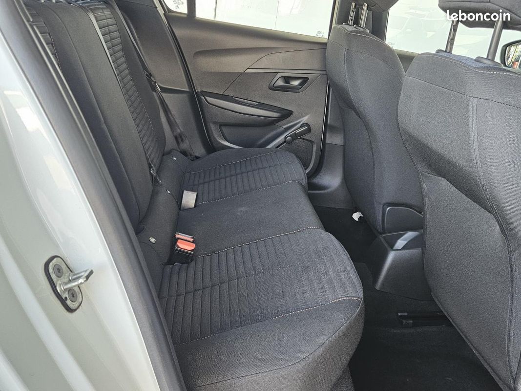 PEUGEOT 208 BLUEHDI 100 S&S Active 5 PLACES (image 11)
