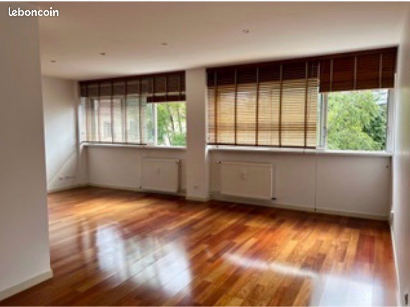 Appartement 3 pièces 98 m² · à Besançon · 98 m² · 800 €/mois
