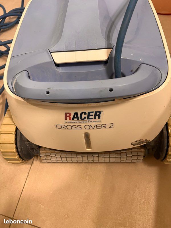Robot piscine Racer 2 (image 2)