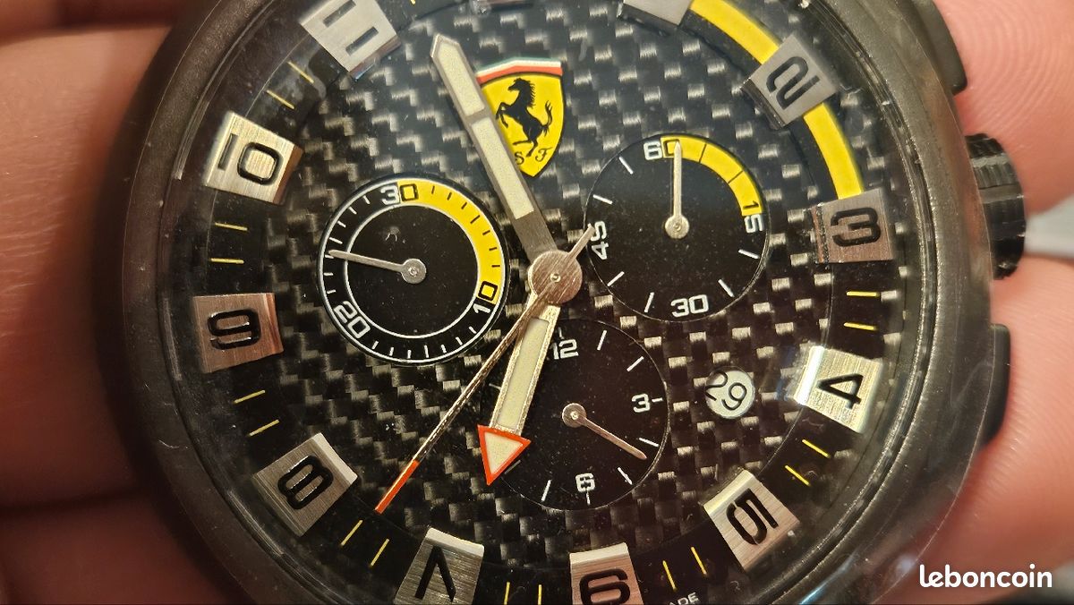 Montre Scuderia Ferrari Ronda 5030 D (image 4)