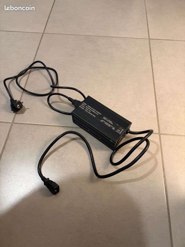 Chargeur de vélo électrique (image 1)