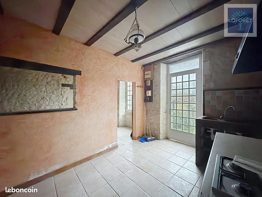 Maison 4 pièces 56 m² · à Montguyon · 56 m² · 51 000 €