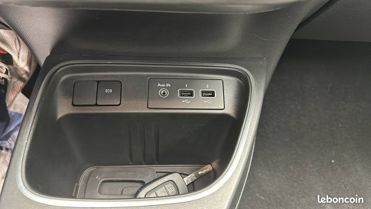 Renault twingo iii e tech techno (image 27)