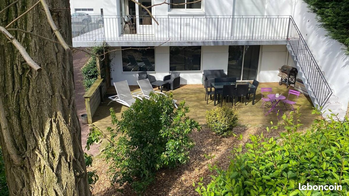 Maison 10 pièces 182 m² · à Cholet · 182 m² · 365 750 €