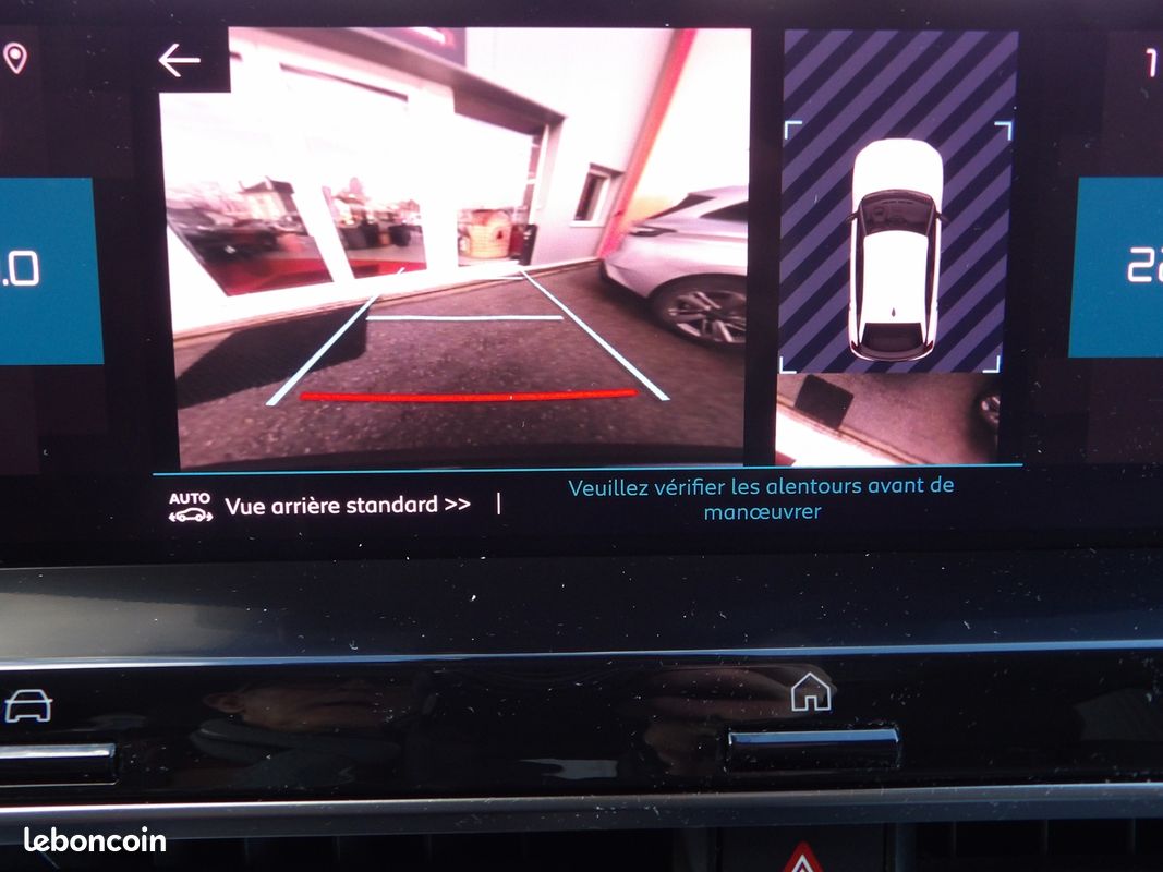 Citroen C4 BLUEHDI 130CH S&S SHINE EAT8 (image 17)