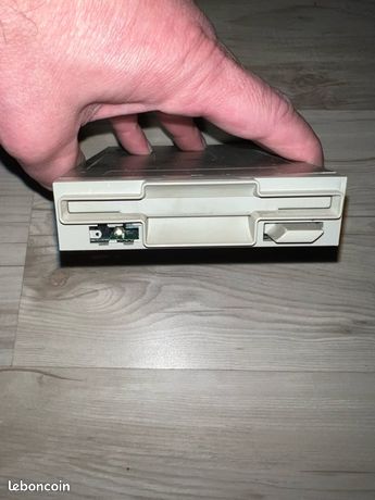 JEU ATARI ST Sherman M4 EUR 8,04 - FR