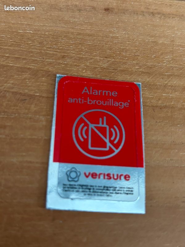 Panneau alarme : bien choisir sa plaque dissuasive
