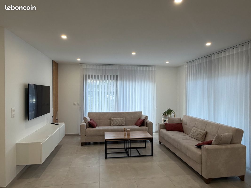 Maison 5 pièces 113 m² · à Oyonnax · 113 m² · 278 000 €