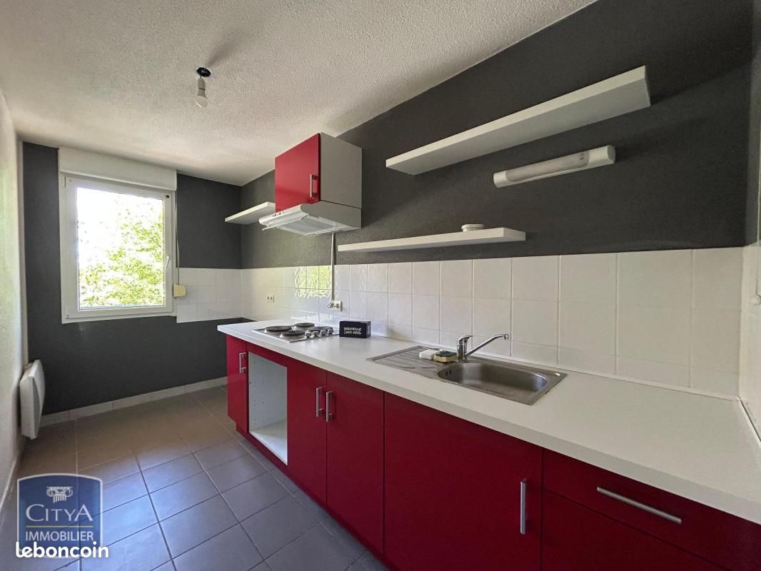 Appartement 4 pièces 74 m² · à Roanne · 74 m² · 700 €/mois