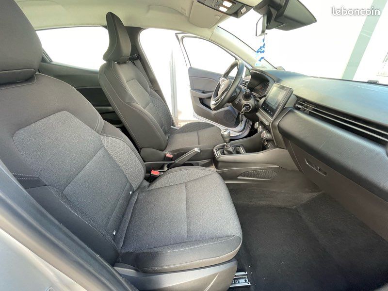 Renault Clio 1.0 tce 90 cv boîte manuelle 6 vit (image 4)