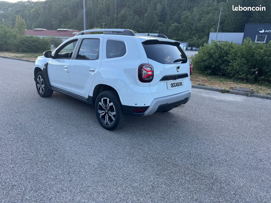 DACIA DUSTER Blue dCi 115 4x4 Prestige 16658 HT 2 PLACES (image 4)