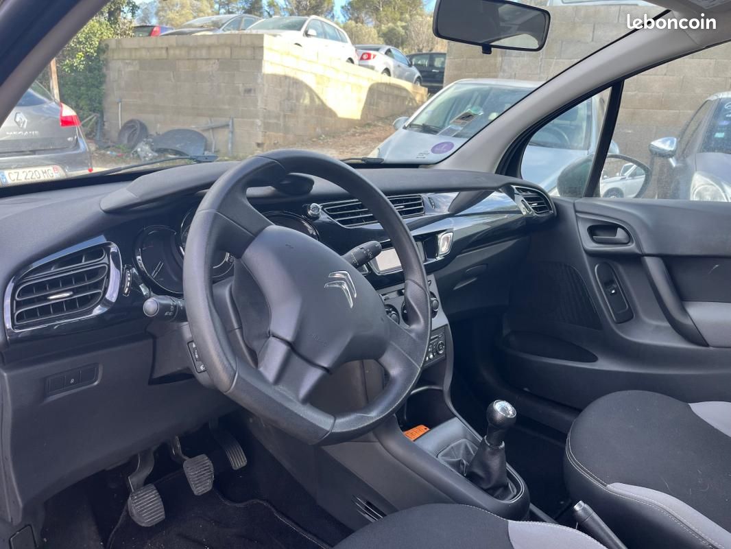 Citroën C3 82 Exclusive (image 4)