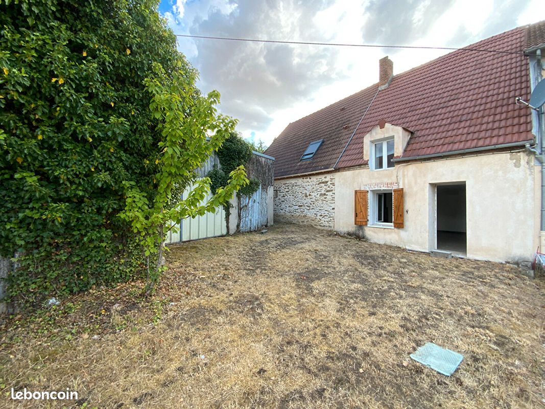 Maison 4 pièces 98 m² · à Genouillac · 98 m² · 84 000 €