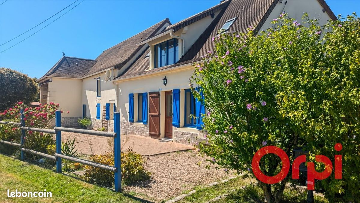 Maison 6 pièces 152 m² · à Orcenais · 152 m² · 195 000 €