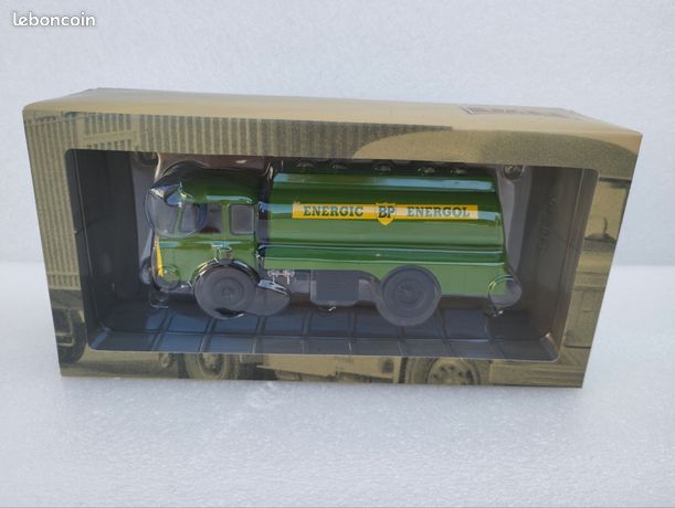 Camion Citerne à Essence SOMUA BP - Modèle JL 19 - Échelle 1/43 - Marque Autrefois - Occasion