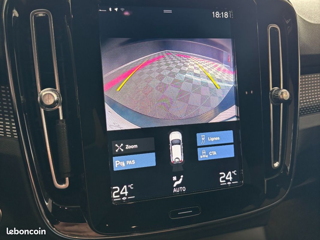 VOLVO XC40 T5 Recharge 180+82 ch DCT7 R-Design (image 32)