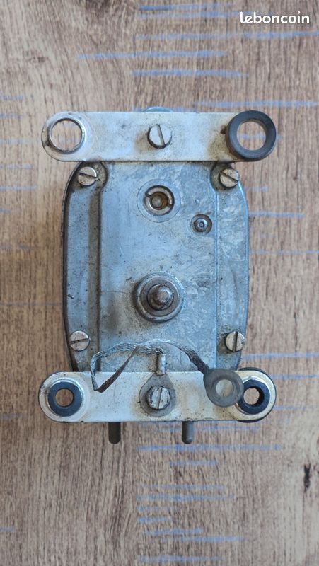Moteur d'essuie glace 6V 2CV (image 2)