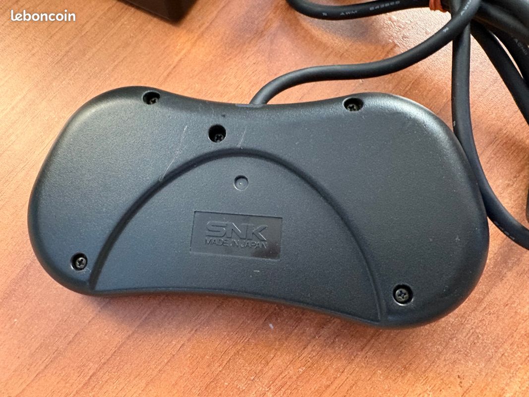NeoGeo CD complete + 2 manettes + 4 jeux (image 10)