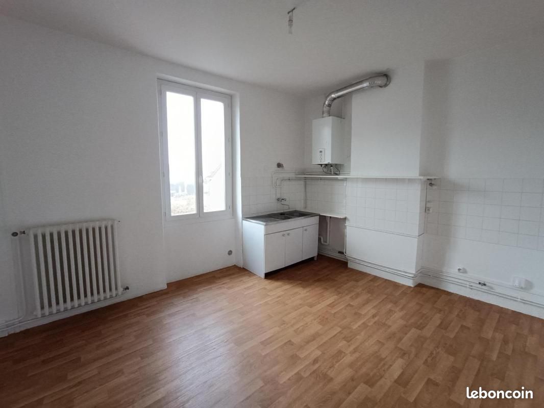 Appartement 3 pièces 78 m² · à Roche-la-Molière · 78 m² · 570 €/mois
