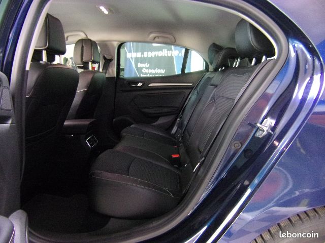 Renault Mégane IV 1.5 DCI 110cv Energy Bose Edition / Optionnée (image 4)