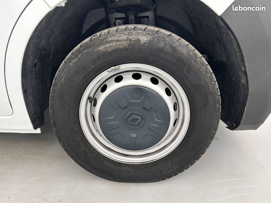 RENAULT FG Tr CF F3500 L2H2 Blue dCi 135 E6DF (image 21)