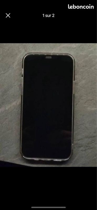 IPhone 12 (image 3)
