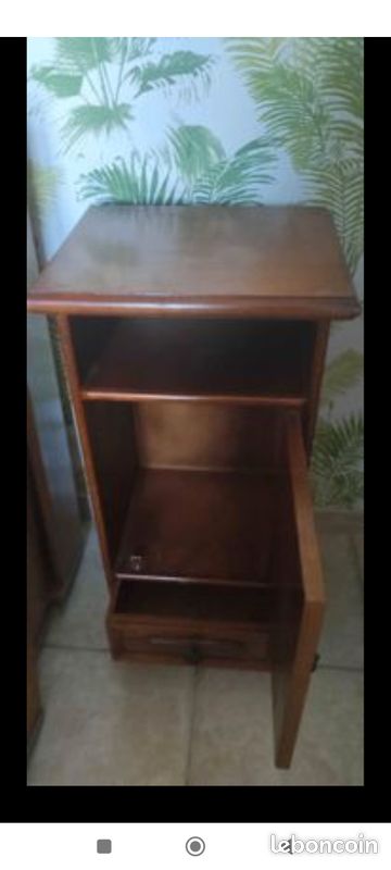 Petit meuble en bois (image 2)