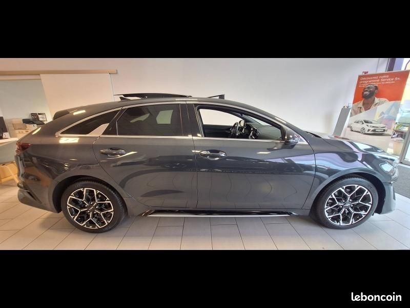 Kia ProCeed 1.5 T-GDi 140ch GT-line Premium DCT7 (image 4)
