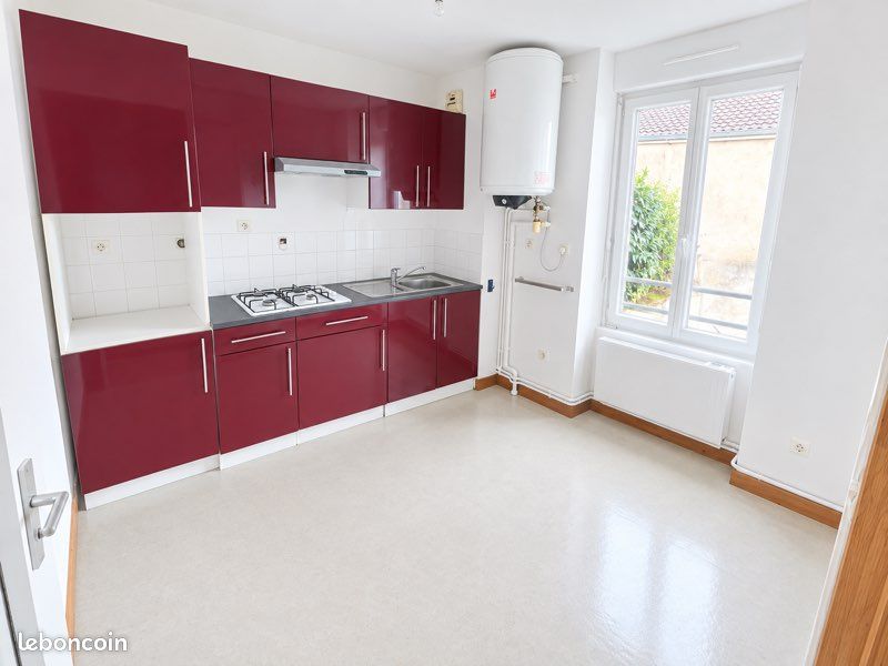 Appartement 3 pièces 35 m² · à Amplepuis · 35 m² · 290 €/mois