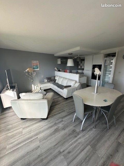 Appartement 4 pièces 92 m² · à Pornichet · 92 m² · 980 €