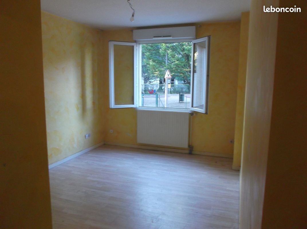 F3 R.D.C. 79m2 + ANNEXES 69 FRANCHEVILLE LE HAUT (image 3)