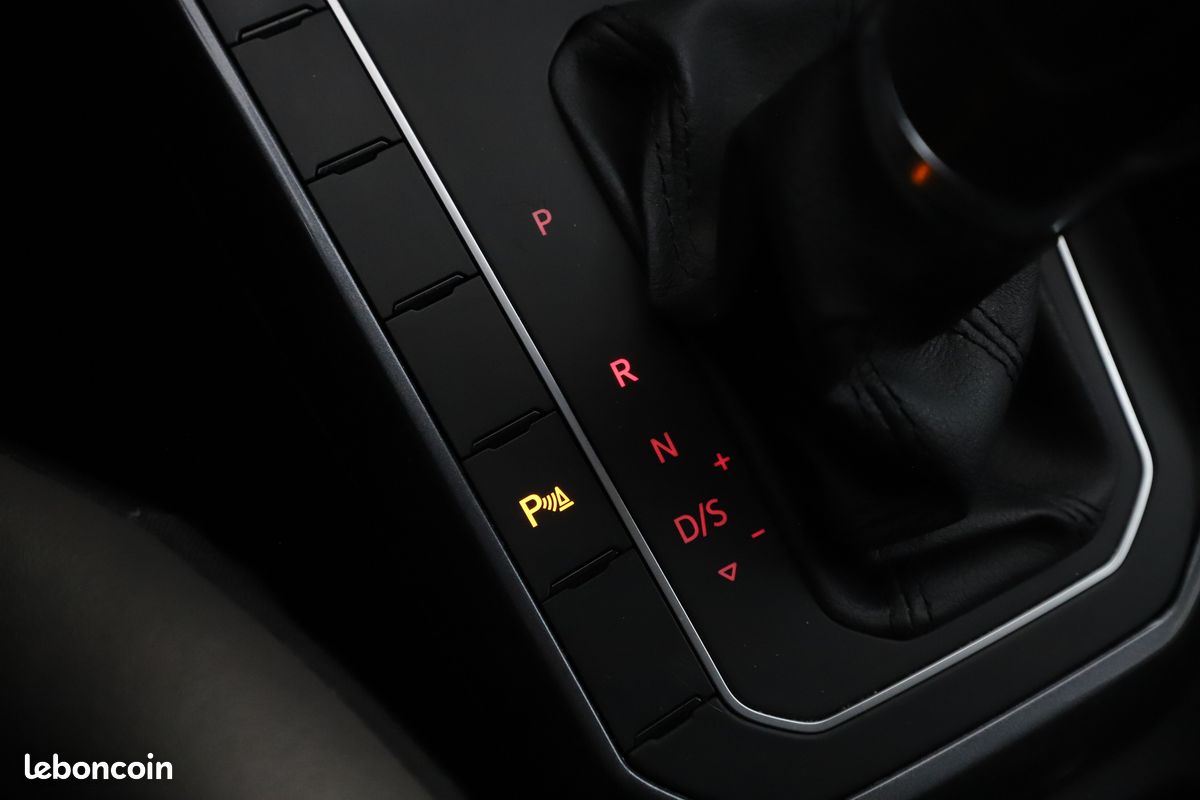 Volkswagen Polo 1.0 TSI Carat Exclusive DSG7 115 ch (image 27)