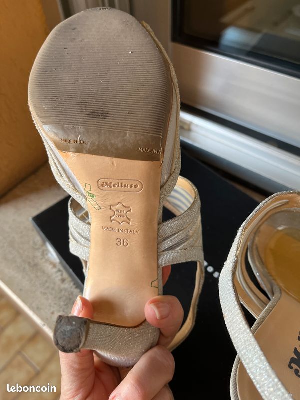 Sandales Melin Tout Cuir Gris Très Clair - Talons 7,5 Cm - Taille 40 - Très Bon État